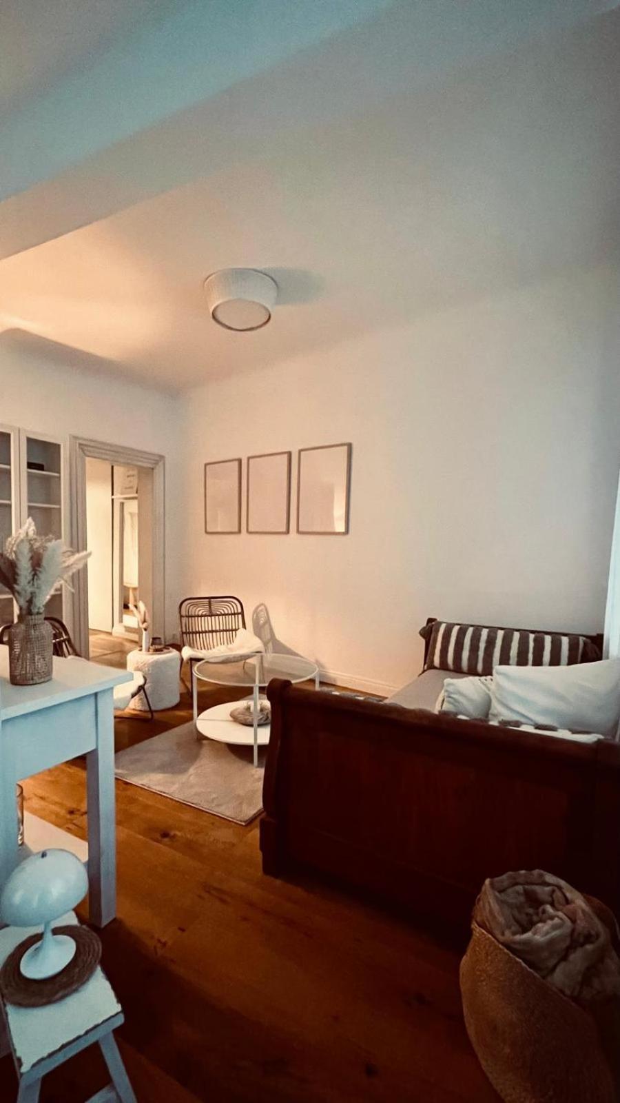Apartment Am Schloss - Charme 萨尔布吕肯 外观 照片