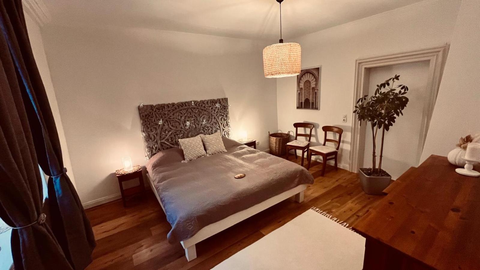 Apartment Am Schloss - Charme 萨尔布吕肯 外观 照片